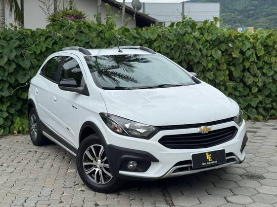 CHEVROLET ONIX 1.4 MPFI ACTIV 8V FLEX 4P MANUAL